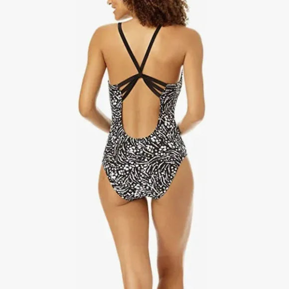 Hurley Women's One Piece Swimsuit - Stylish, High-Quality Swimwear for Beach Adventures and Summer Fun