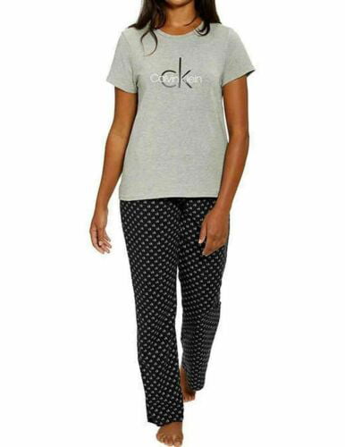 Calvin Klein Women's 2 Piece Pajama Set (Black, L)