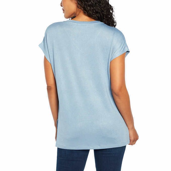 Stylish and comfortable Orvis Women's V-Neck Tunic Knit Top - perfect for any occasion!