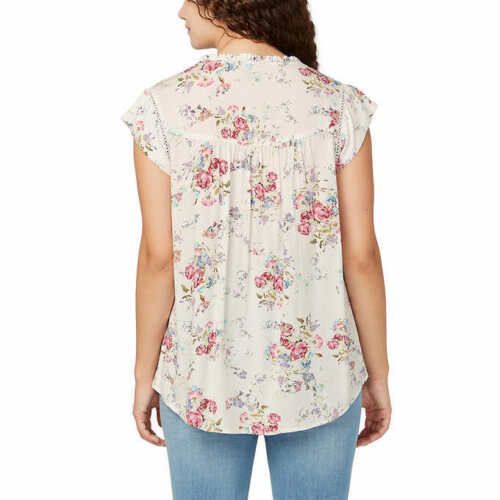 Buffalo David Bitton Flutter Sleeve Floral Top: Feminine elegance in a romantic floral print