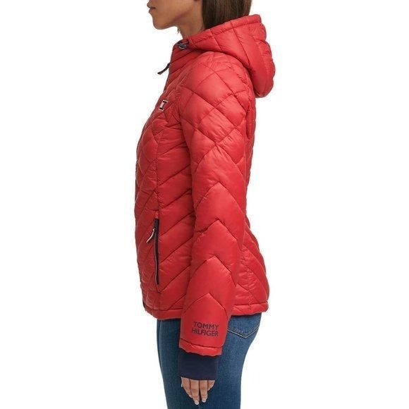 Tommy Hilfiger Women's Packable Hooded Puffer Jacket - Stylish and Warm Winter Coat