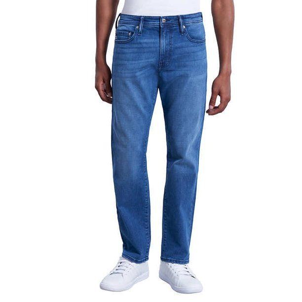 CHAPS Men's Relaxed Fit Straight Leg Jean - Classic Denim for Comfortable and Stylish Looks