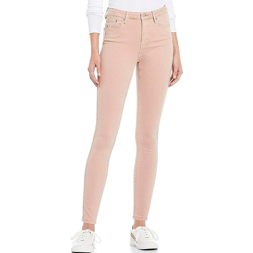 Calvin Klein Women's Skinny Fit Jean - Timeless Denim Fashion - High-Quality Materials