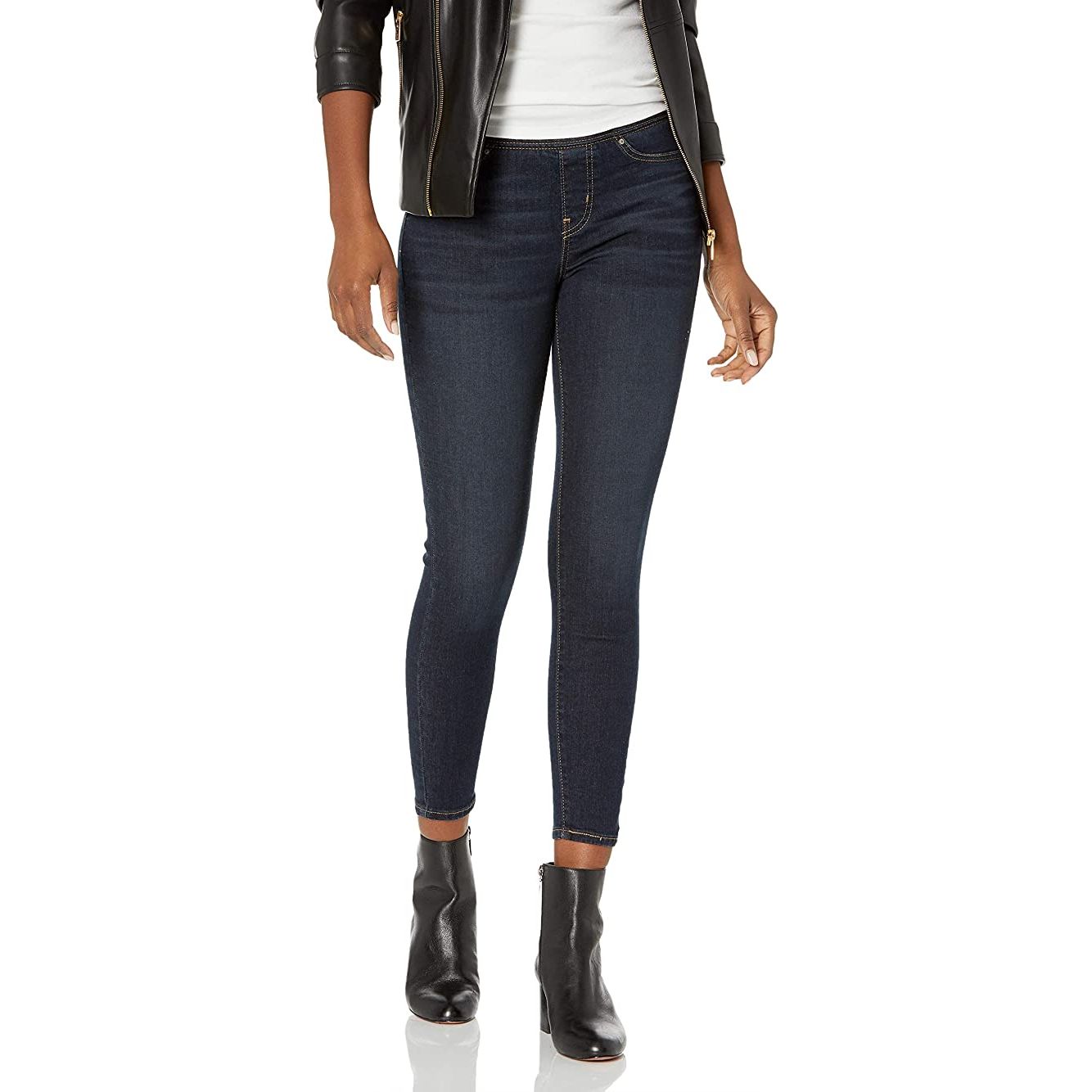 Levi's Pull-On Skinny Jeans: Effortless Style & Comfort