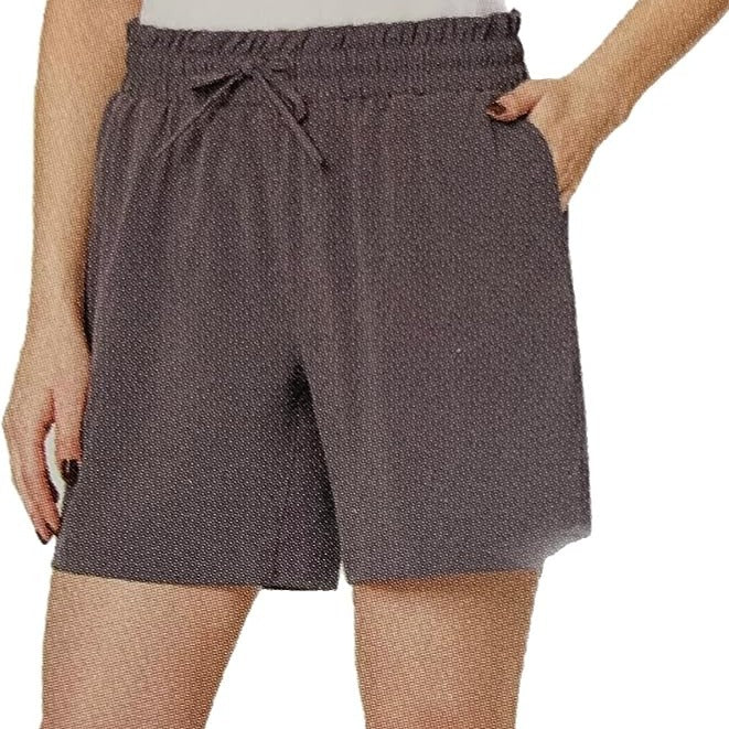 Mondetta Women's Woven Shorts - Versatile Fashion for Every Occasion