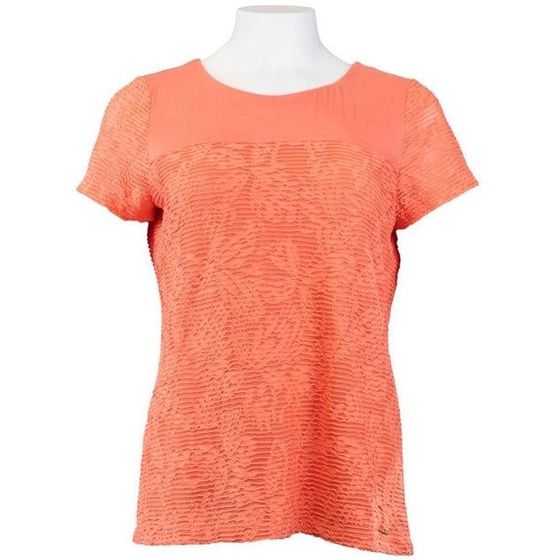 Calvin Klein Women's Stretch Textured Tee - Comfortable and Stylish Fashion Essential