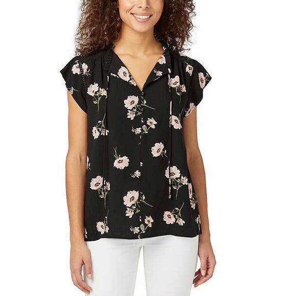 Buffalo David Bitton Flutter Sleeve Floral Top: Feminine elegance in a romantic floral print